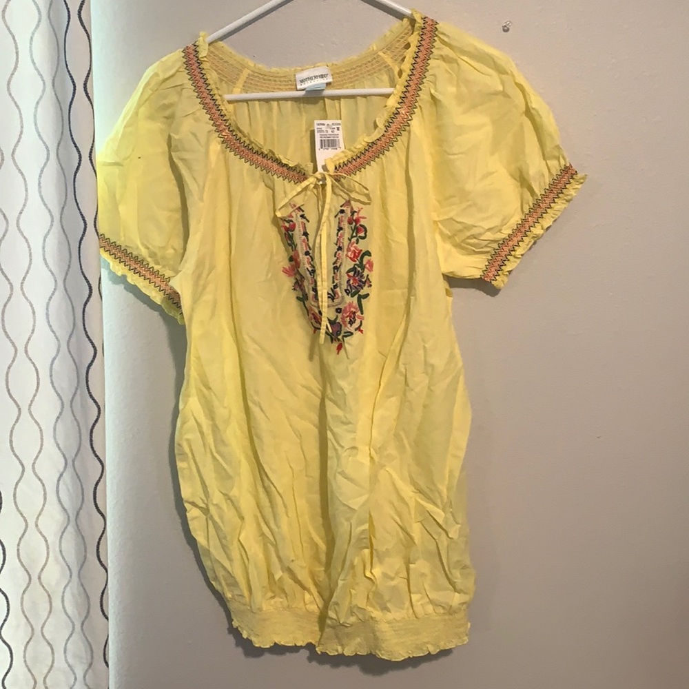 NWT Motherhood Yellow embroidered shirt size m